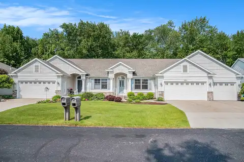 1313 Linwood Drive NW, Grand Rapids, MI 49534