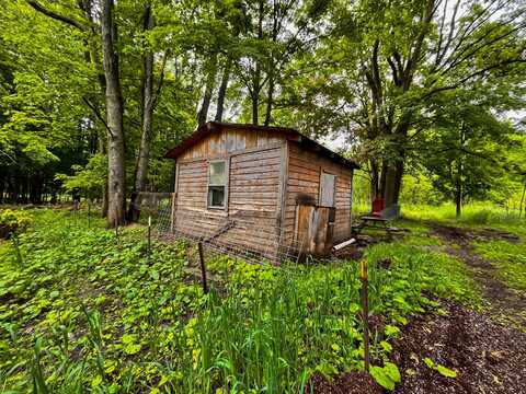 34721 52nd Street, Bangor, MI 49013