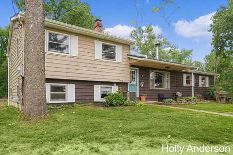 37137 30th Street, Paw Paw, MI 49079