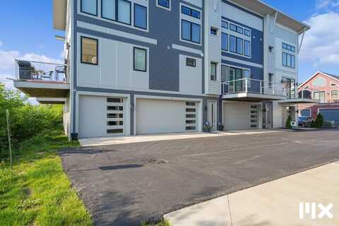 627 Fairview Avenue NE, Grand Rapids, MI 49503