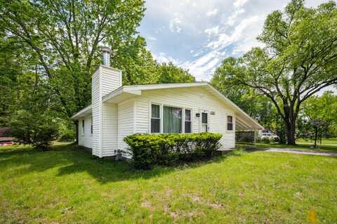 6185 N Shore Drive, Coloma, MI 49038