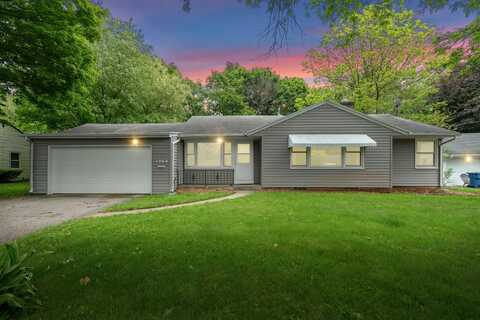 136 N Lauderdale Drive, Kalamazoo, MI 49006