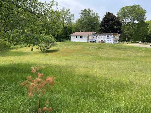 15175 Hanna Avenue NE, Cedar Springs, MI 49319