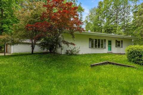 12270 Linden Avenue, Sawyer, MI 49125