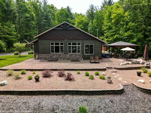 6838 E Michillinda Road, Twin Lake, MI 49457