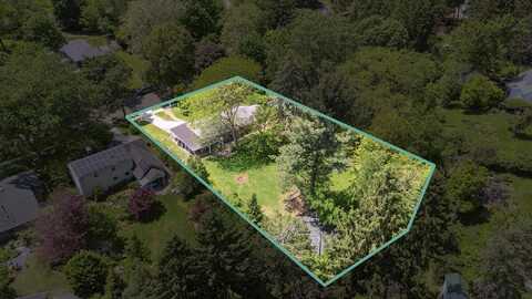 1204 Bydding Road, Ann Arbor, MI 48103