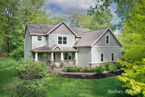 8501 Camelot Drive NE, Rockford, MI 49341