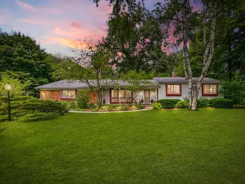 4552 Wagon Wheel Dr Drive, Bloomfield Hills, MI 48301