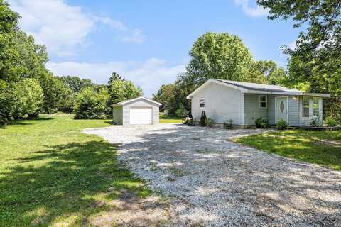 57857 Mitchell Road, Three Rivers, MI 49093