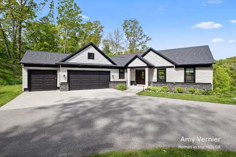 8700 Bennett Street SE, Ada, MI 49301