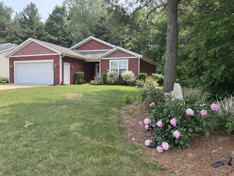 10505 Compton Drive, South Haven, MI 49090