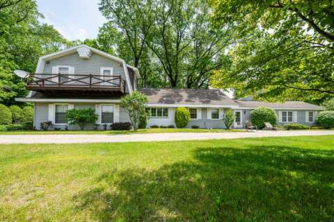 2900 Boyer Road, Coloma, MI 49038
