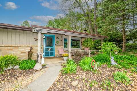 4913 Ridge Road, Stevensville, MI 49127