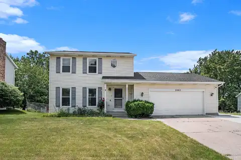 2502 Thorn Creek Street SE, Kentwood, MI 49508