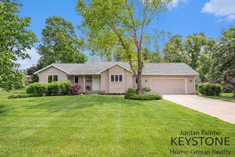 5896 Rollaway Drive NE, Comstock Park, MI 49321