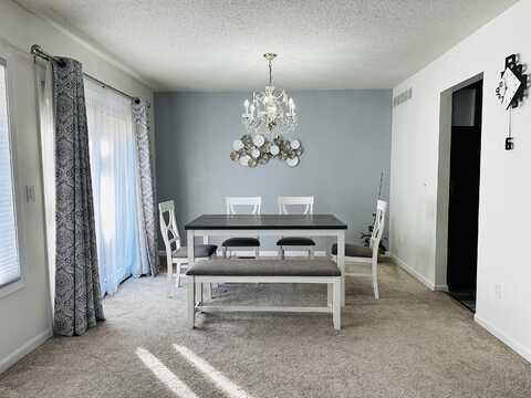 42353 Saratoga Circle, Canton, MI 48187