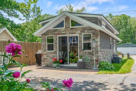 11811 Marsh Road, Shelbyville, MI 49344