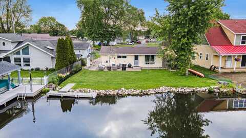 12657 Blue Lagoon Road, Shelbyville, MI 49344