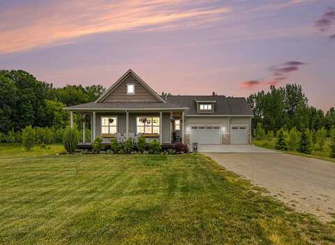 7677 11 Mile Road NE, Rockford, MI 49341