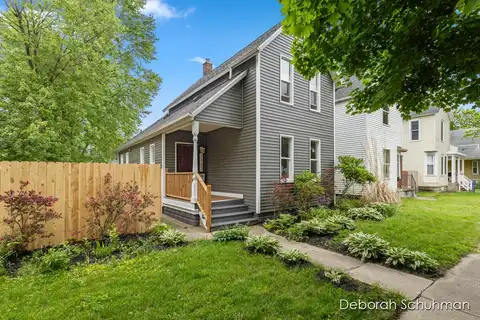1132 Jennette Avenue NW, Grand Rapids, MI 49504