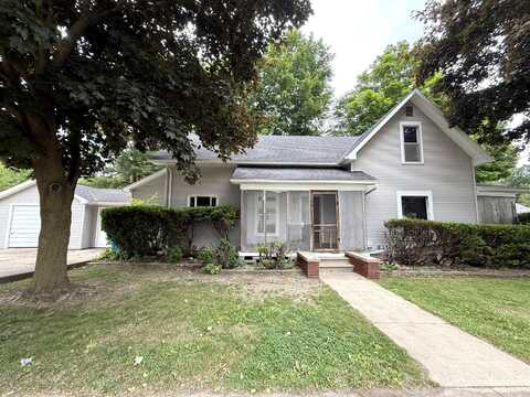 24 S Main Street, Quincy, MI 49082