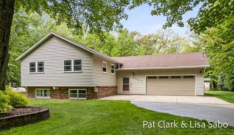 9133 Lamos Road, Montague, MI 49437