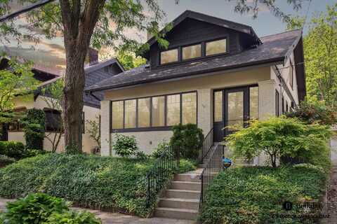 321 Rosewood Avenue SE, East Grand Rapids, MI 49506