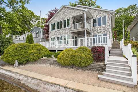 714 N Hawley Drive, Coldwater, MI 49036