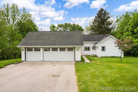 675 Alden Nash Avenue SE, Lowell, MI 49331