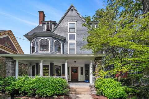 441 Madison Avenue SE, Grand Rapids, MI 49503