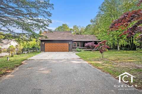 17031 Quincy Street, Holland, MI 49424