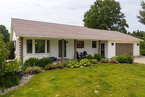 7738 S 3rd Street, Mattawan, MI 49071