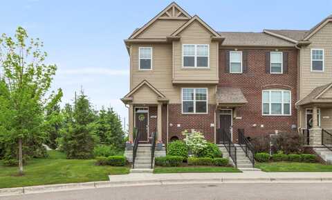 2605 Helmsdale Circle, Rochester, MI 48307