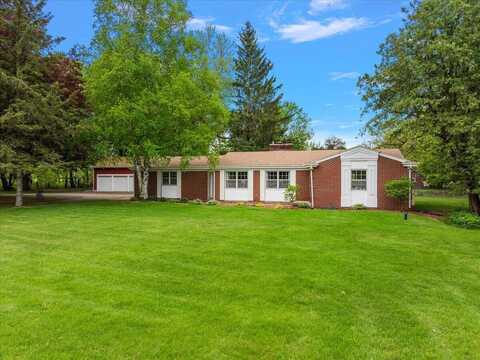 7630 Belding Road NE, Rockford, MI 49341