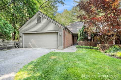 6555 Waybridge Drive SE, Grand Rapids, MI 49546