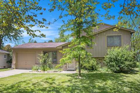 9047 Arlington Drive, Ypsilanti, MI 48198