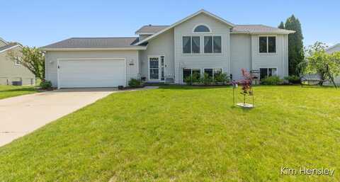 7088 Quintara Drive NE, Comstock Park, MI 49321