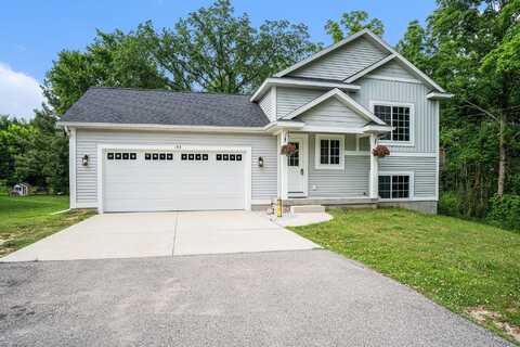 193 E RANDALL Street, Coopersville, MI 49404