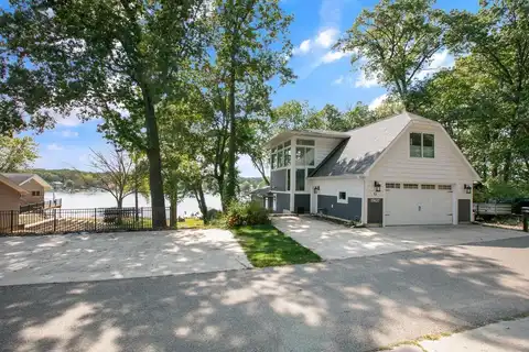 17437 Lakeview Drive, Vandalia, MI 49095