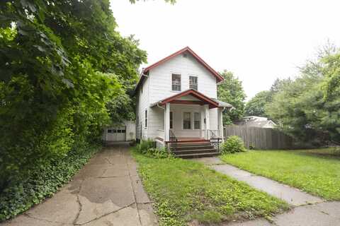 318 Cecil Street, Buchanan, MI 49107