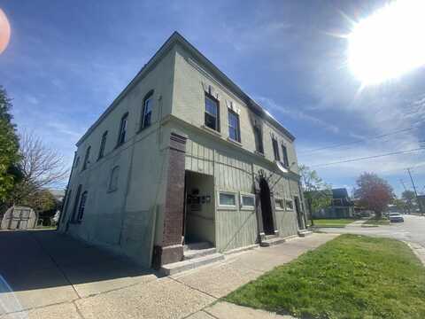705 11th Street NW, Grand Rapids, MI 49504