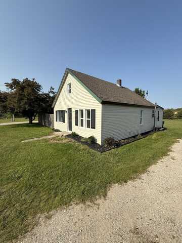 8067 S Hawkins Road, Reed City, MI 49677