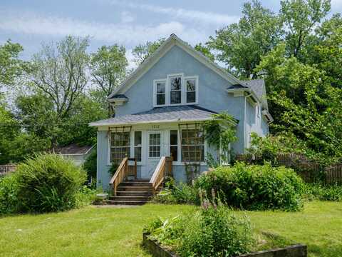 1232 Upland Drive, Kalamazoo, MI 49048