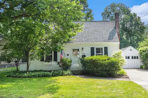338 N Eagle Street, Marshall, MI 49068