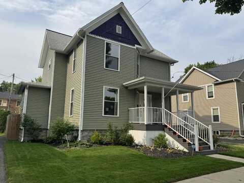 305 Perry Street, Albion, MI 49224