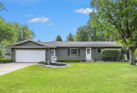 7234 Willard Avenue SE, Grand Rapids, MI 49548