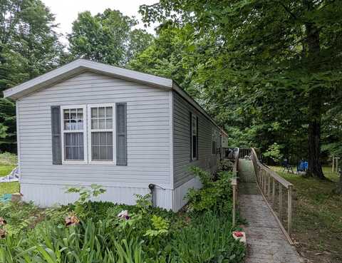 8040 19 Mile Road, Sand Lake, MI 49343