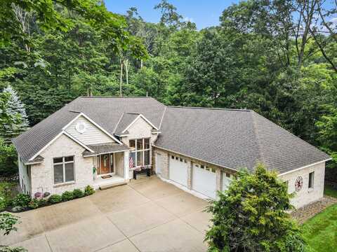 6607 Timber Cove, West Olive, MI 49460