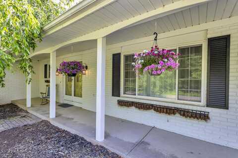 5345 Squires Manor Road Road, Jackson, MI 49201