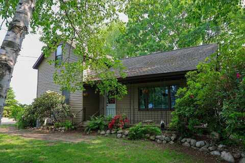 1041 W Arthur Road, Rothbury, MI 49452